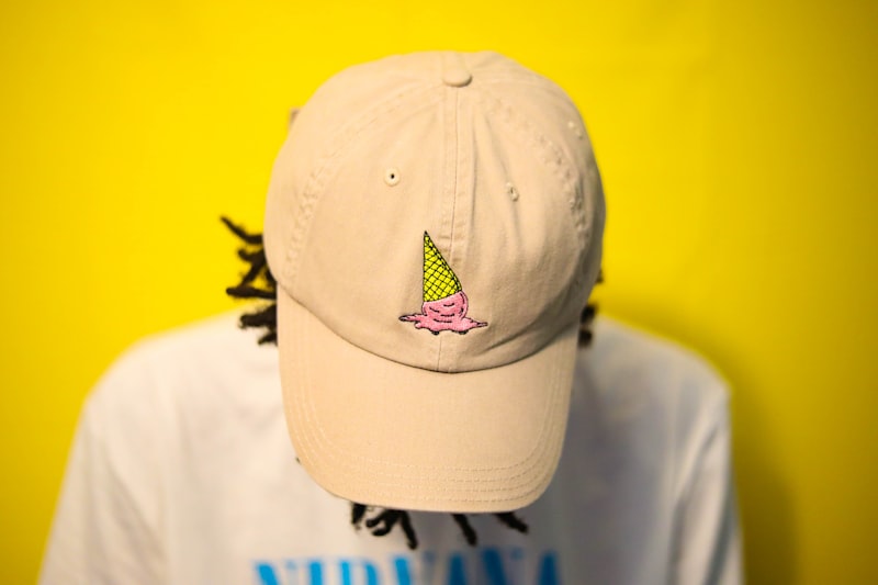 Gorra Snapback Brokk lateral